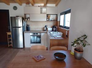 Kuchyňa alebo kuchynka v ubytovaní Nature Home Eco-friendly Pet-friendly