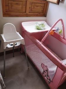 Postel nebo postele na pokoji v ubytování Calero I - Casas Rurales Los Calero + 3 fotografie