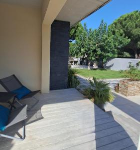 Vonkajšia záhrada v ubytovaní Belle villa avec piscine vue montagne à 10 mn de la mer à Argeles