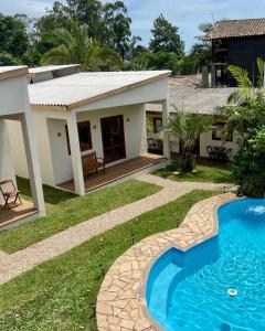 Hồ bơi trong/gần Pousada Calmar