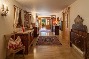 Posezení v ubytování Hotel Garni Hanslerhof " Urlaub am Bauernhof "