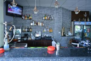 Lounge nebo bar v ubytování Travel Inn Hotel Simpson Bay