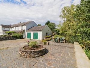 Casa con jardín y patio en Stang Farm, en Kendal