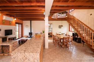 Posezení v ubytování Casa de campo São Bartolomeu próximo a Garibaldi