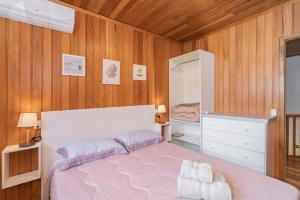 Postel nebo postele na pokoji v ubytování Casa de campo São Bartolomeu próximo a Garibaldi + 43 fotografií