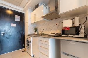 صورة لـ HAVN - Studio Apartment in Goldcrest Views, JLT في دبي