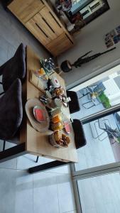 Makanan di atau berdekatan homestay