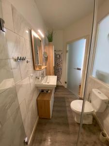 Kylpyhuone majoituspaikassa Studio im Wienerwald - Mödling
