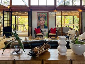 马卡卡塔纳湾山林小屋的休息区