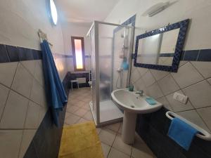 Koupelna v ubytování VILLA TRAMONTI SUL MARE