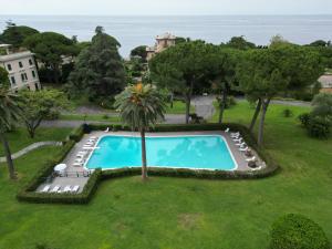 Πισίνα στο ή κοντά στο Appartamento Genova Nervi - Eden Panorama