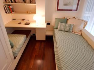 Ένα ή περισσότερα κρεβάτια σε δωμάτιο στο Appartamento Genova Nervi - Eden Panorama +8 φωτογραφίες