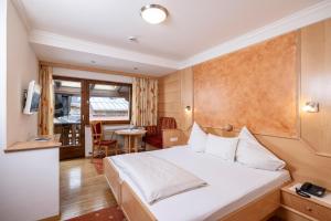 Fotografie z fotogalerie ubytování Appart & Hotel Garni Villa Knauer v Mayrhofenu