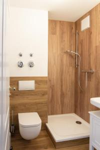 Koupelna v ubytování Große helle moderne Wohnung mit Balkon und Aussicht HBS