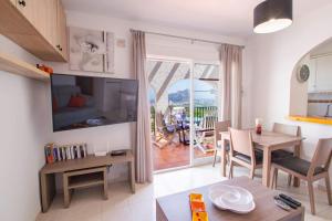TV a/nebo společenská místnost v ubytování Apartamento Lynapic - Plusholidays