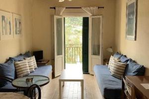 バティにあるKioni Apartmentsのギャラリーの写真 +1枚の写真