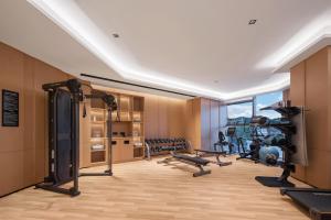 Fitness centrum a/nebo fitness zařízení v ubytování Fairfield by Marriott Shenzhen Dameisha