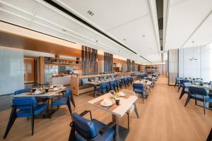 Restaurace v ubytování Fairfield by Marriott Shenzhen Dameisha