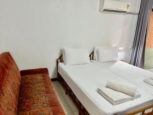 Photo de la galerie de l'établissement Baan Napapan Beach Front, Hua Hin, à Hua Hin