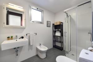A bathroom at Villa Gran Canaria Specialodges