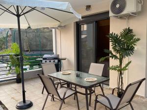 Балкон или терраса в Euaggelias House Panorama Kariani +30 фотографий