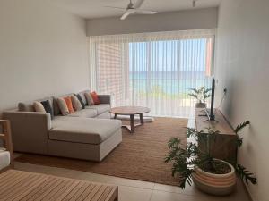 Posezení v ubytování Beachfront Apartment Ocean Point