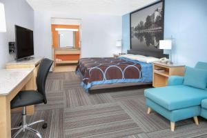 TV o dispositivi per l'intrattenimento presso Super 8 by Wyndham City of Moore