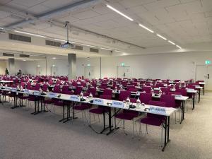Área de negócios e/ou sala de conferências em Mercure Geneva Airport
