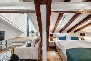 Letto o letti in una camera di GLANDON Rooms Haldenhof - Self-Check-In