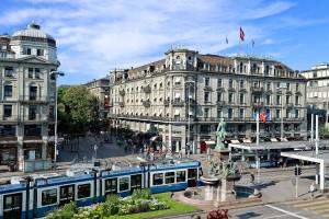 Nespecifikovaný výhled na destinaci Curych nebo výhled na město při pohledu z hotelu