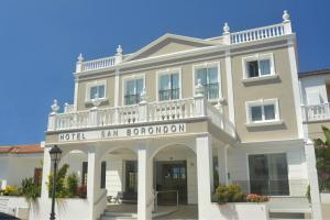 Fasada lub wejście do obiektu Hotel RF San Borondon