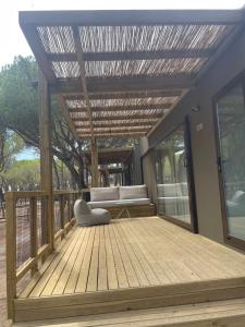 Balkón alebo terasa v ubytovaní wecamp Cala Montgó