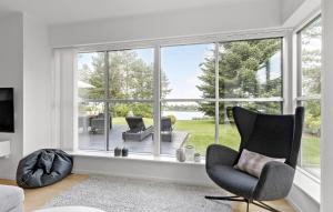 TV a/nebo společenská místnost v ubytování Cozy Home In Roskilde With Wifi