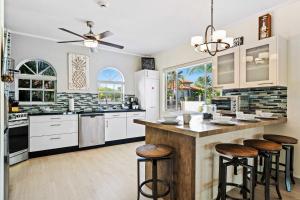 Η κουζίνα ή μικρή κουζίνα στο Rooi Santo 128