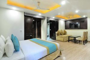 Postel nebo postele na pokoji v ubytování Hotel Sai Miracle - New Delhi