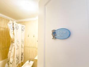 Koupelna v ubytování Ocean Front Teneriffa 2 Bedroom Penthouse Costa Adeje