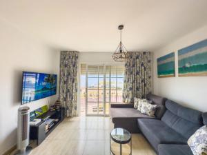 TV a/nebo společenská místnost v ubytování Ocean Front Teneriffa 2 Bedroom Penthouse Costa Adeje