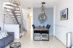 Posezení v ubytování Ocean Front Teneriffa 2 Bedroom Penthouse Costa Adeje