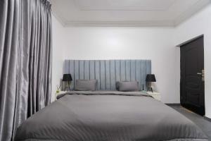 Fotografie z fotogalerie ubytování Tastefully furnished 3 bedroom apartment v destinaci Lekki