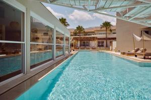 The swimming pool at or close to Sofia Resort Luxury Suites