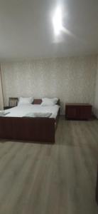 Voodi või voodid majutusasutuse HOTEL LukaRabati toas