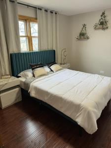 Gallery image of 3BR Gym Workspace Chicago Condo in Chicago