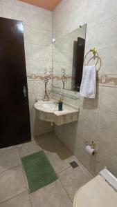 Triana Guest House的一间浴室