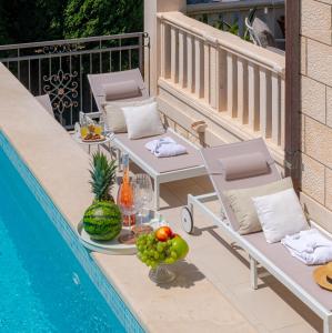 Bazén v ubytovaní Apartment Barbara with Private pool alebo v jeho blízkosti