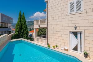 Bazén v ubytovaní Apartment Barbara with Private pool alebo v jeho blízkosti