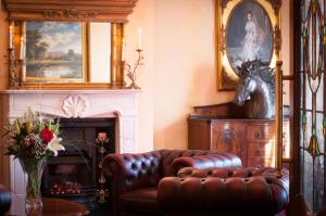 Meadow Court Hotel Loughrea (updated prices 2025)