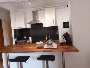 Η κουζίνα ή μικρή κουζίνα στο Salon Villepinte, aéroport +3 φωτογραφίες