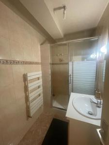 Ένα μπάνιο στο Salon Villepinte, aéroport