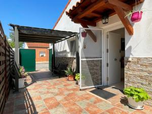 Billede fra billedgalleriet på Casa Ozcoidi, acogedor alojamiento con jardín y piscina en el centro de Navarra i Pitillas