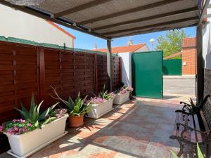 Billede fra billedgalleriet på Casa Ozcoidi, acogedor alojamiento con jardín y piscina en el centro de Navarra i Pitillas